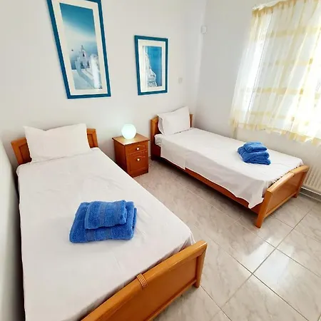 Elysium, 3 Bedrooms, Pool, Sea View & Wifi Тала
