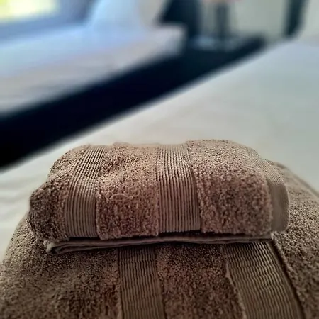 Elysium, 3 Bedrooms, Pool, Sea View & Wifi Тала