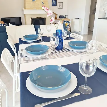 Villa Elysium, 3 Bedrooms, Pool, Sea View & Wifi *