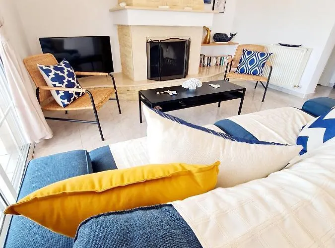 ヴィラ Elysium, 3 Bedrooms, Pool, Sea View & Wifi