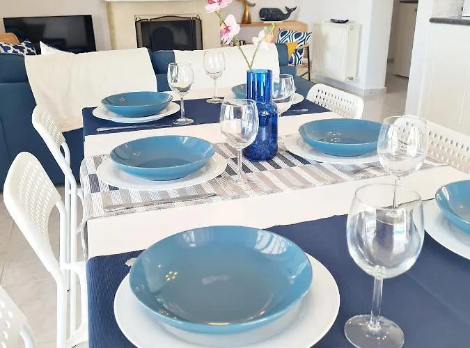 ヴィラ Elysium, 3 Bedrooms, Pool, Sea View & Wifi *