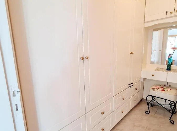 Elysium, 3 Bedrooms, Pool, Sea View & Wifi ヴィラ