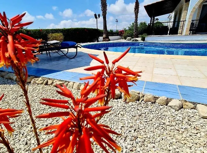 Elysium, 3 Bedrooms, Pool, Sea View & Wifi ヴィラ *